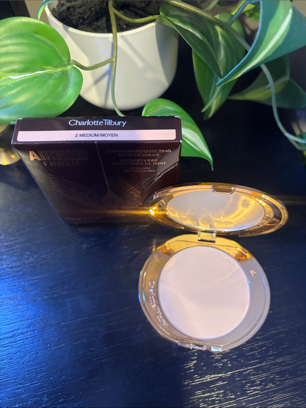 Charlotte Tilbury Airbrush Flawless Finish Setting Powder | shade 2 medium